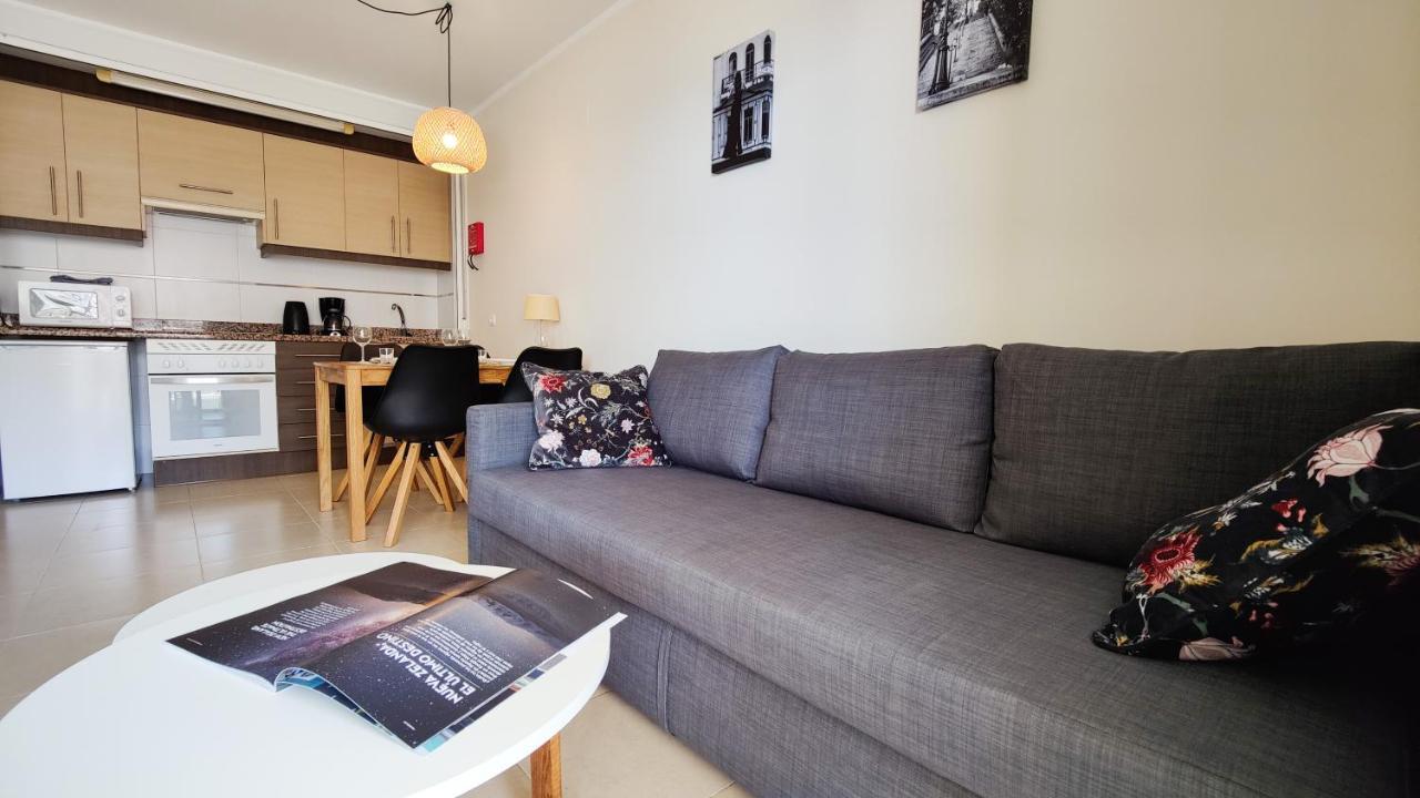 Larimar Sea View Apartment 칼페 외부 사진